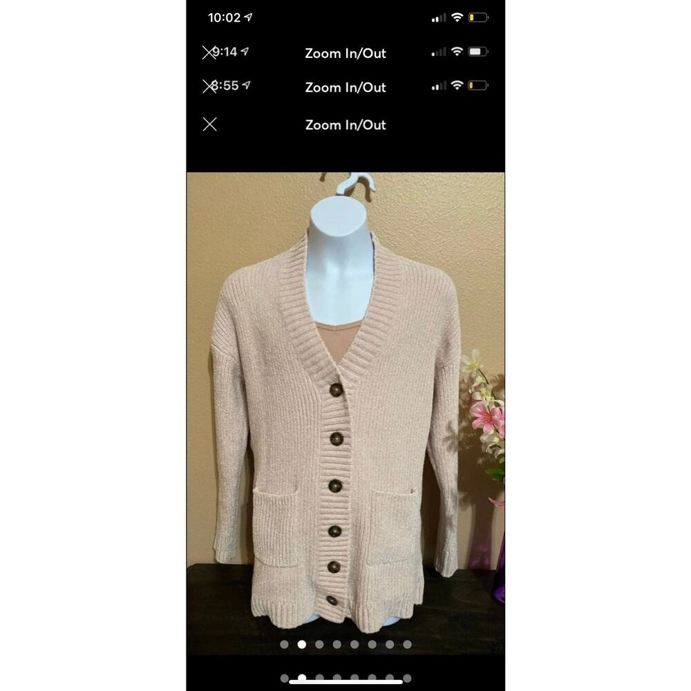 Buttoned Cardigan - Picture 5 of 5
